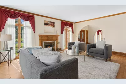 1901 Midwest Club Parkway, Oak Brook, IL 60523 - Photo 11