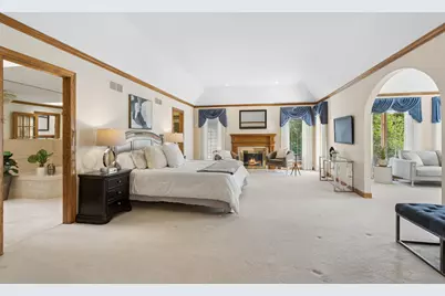 1901 Midwest Club Parkway, Oak Brook, IL 60523 - Photo 27