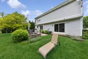 313 Richmond Ln, Vernon Hills, IL 60061 - Photo 25