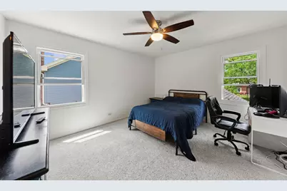 313 Richmond Lane, Vernon Hills, IL 60061 - Photo 15