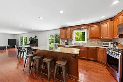 313 Richmond Lane, Vernon Hills, IL 60061 - Photo 7