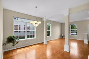 2049 Cabrillo Ln, Hoffman Estates, IL 60192 - Photo 5