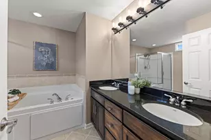928 Shandrew Dr, Naperville, IL 60540 - Photo 17