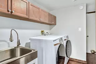 887 Braintree Ln, Bartlett, IL 60103 - Photo 13