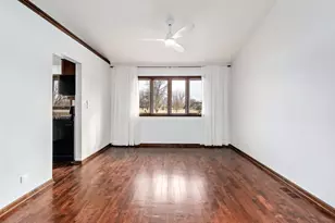 887 Braintree Ln, Bartlett, IL 60103 - Photo 11