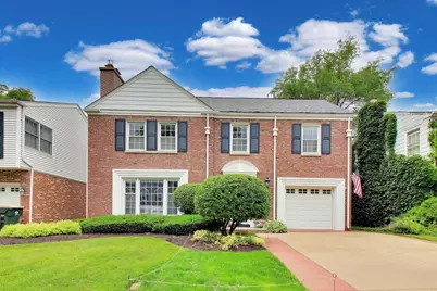 434 S Beverly Lane, Arlington Heights, IL 60005 - Photo 1