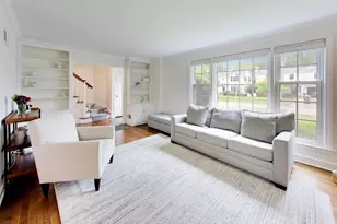 434 S Beverly Ln, Arlington Heights, IL 60005 - Photo 7