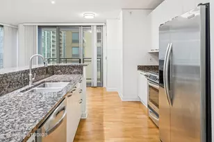 450 E Waterside Dr, Chicago, IL 60601 - Photo 5