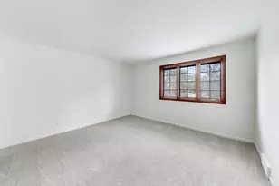1626 E Barberry Ln, Mount Prospect, IL 60056 - Photo 21