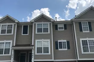597 Declaration Ln, Aurora, IL 60502 - Photo 1