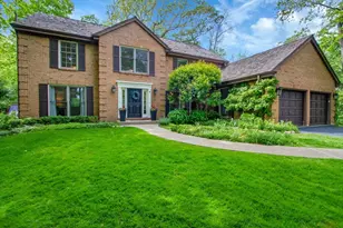 850 Carlyle Cir, Lake Bluff, IL 60044 - Photo 3