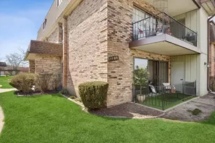 11130 NW Rd, Palos Hills, IL 60465 - Photo 15