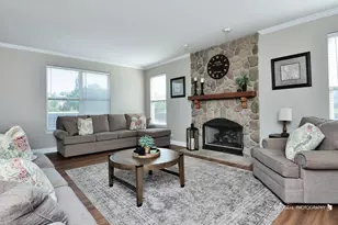 60 Arden Ln, Round Lake, IL 60073 - Photo 7