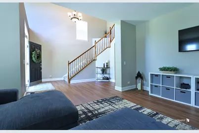 60 Arden Lane, Round Lake, IL 60073 - Photo 5