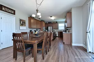 60 Arden Ln, Round Lake, IL 60073 - Photo 9