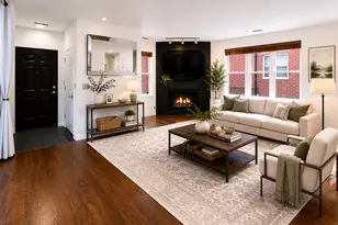715 W Eastman St, Chicago, IL 60610 - Photo 3