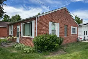 628 E Division St, Kewanee, IL 61443 - Photo 3