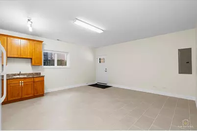 3326 S Lituanica Avenue, Chicago, IL 60608 - Photo 23
