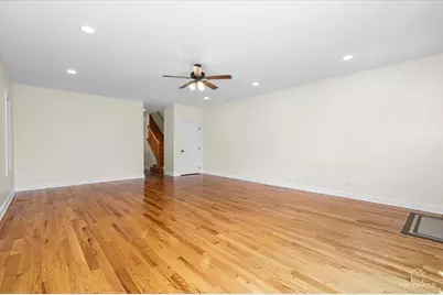 3326 S Lituanica Avenue, Chicago, IL 60608 - Photo 5