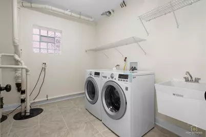 3326 S Lituanica Avenue, Chicago, IL 60608 - Photo 29