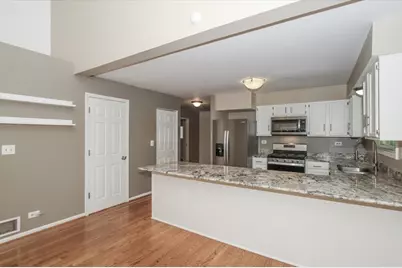 1512 Kirkwood Drive, Geneva, IL 60134 - Photo 11