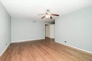 1512 Kirkwood Dr, Geneva, IL 60134 - Photo 19