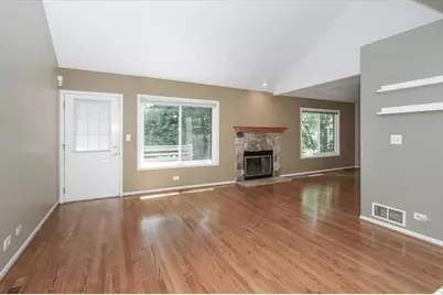 1512 Kirkwood Drive, Geneva, IL 60134 - Photo 13