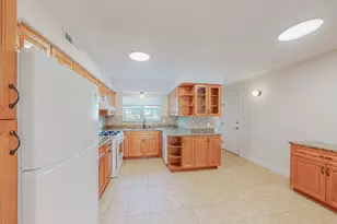 4750 N Elston Ave, Chicago, IL 60630 - Photo 3
