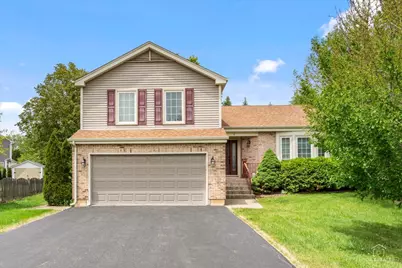 4 Waterbury Court, Lake Zurich, IL 60047 - Photo 1