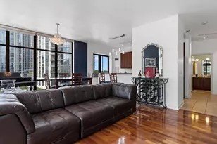 1322 S Prairie Ave, Chicago, IL 60605 - Photo 3