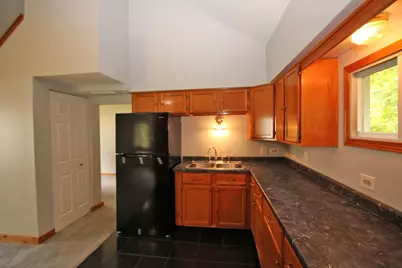 338 E Lakeview Avenue, Round Lake Beach, IL 60073 - Photo 21