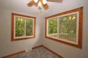 338 E Lakeview Ave, Round Lake Beach, IL 60073 - Photo 17