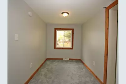 338 E Lakeview Avenue, Round Lake Beach, IL 60073 - Photo 27