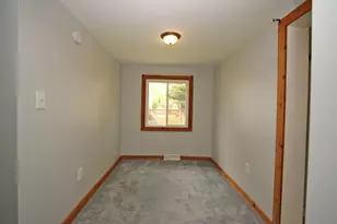 338 E Lakeview Ave, Round Lake Beach, IL 60073 - Photo 27