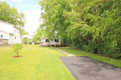 338 E Lakeview Avenue, Round Lake Beach, IL 60073 - Photo 35
