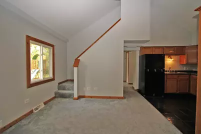 338 E Lakeview Avenue, Round Lake Beach, IL 60073 - Photo 13
