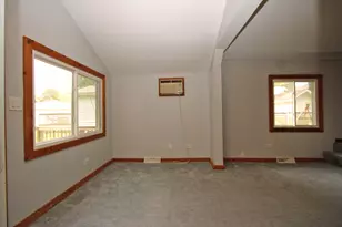 338 E Lakeview Ave, Round Lake Beach, IL 60073 - Photo 19