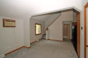 338 E Lakeview Ave, Round Lake Beach, IL 60073 - Photo 11