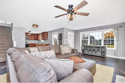 100 W 1st Street, Coal City, IL 60416 - Photo 7