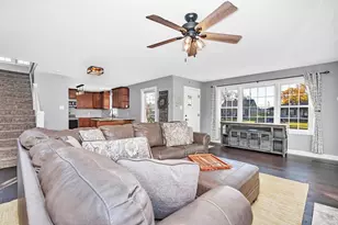 100 W 1st St, Coal City, IL 60416 - Photo 7