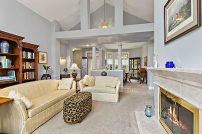 3 Sunvalley Court, Lake in the Hills, IL 60156 - Photo 7