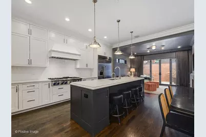 2122 N Magnolia Avenue, Chicago, IL 60614 - Photo 9