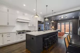 2122 N Magnolia Ave, Chicago, IL 60614 - Photo 9