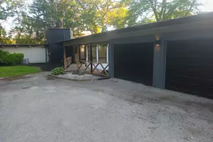2556 Country Club Dr, Olympia Fields, IL 60461 - Photo 33