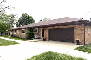 6250 N Kedvale Ave, Chicago, IL 60646 - Photo 1