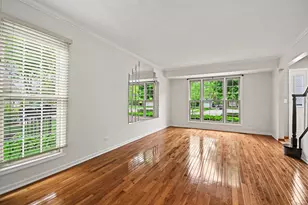 865 Warwick Ln SE, Lake Zurich, IL 60047 - Photo 7