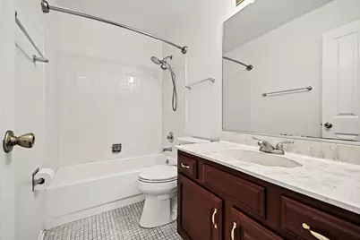 865 Warwick Lane SE, Lake Zurich, IL 60047 - Photo 13