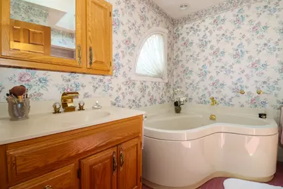 200 Navajo Trail, Buffalo Grove, IL 60089 - Photo 25