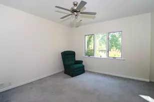 200 Navajo Trail, Buffalo Grove, IL 60089 - Photo 19