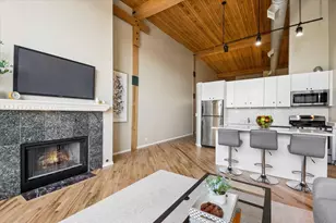 2654 W Medill Ave, Chicago, IL 60647 - Photo 13